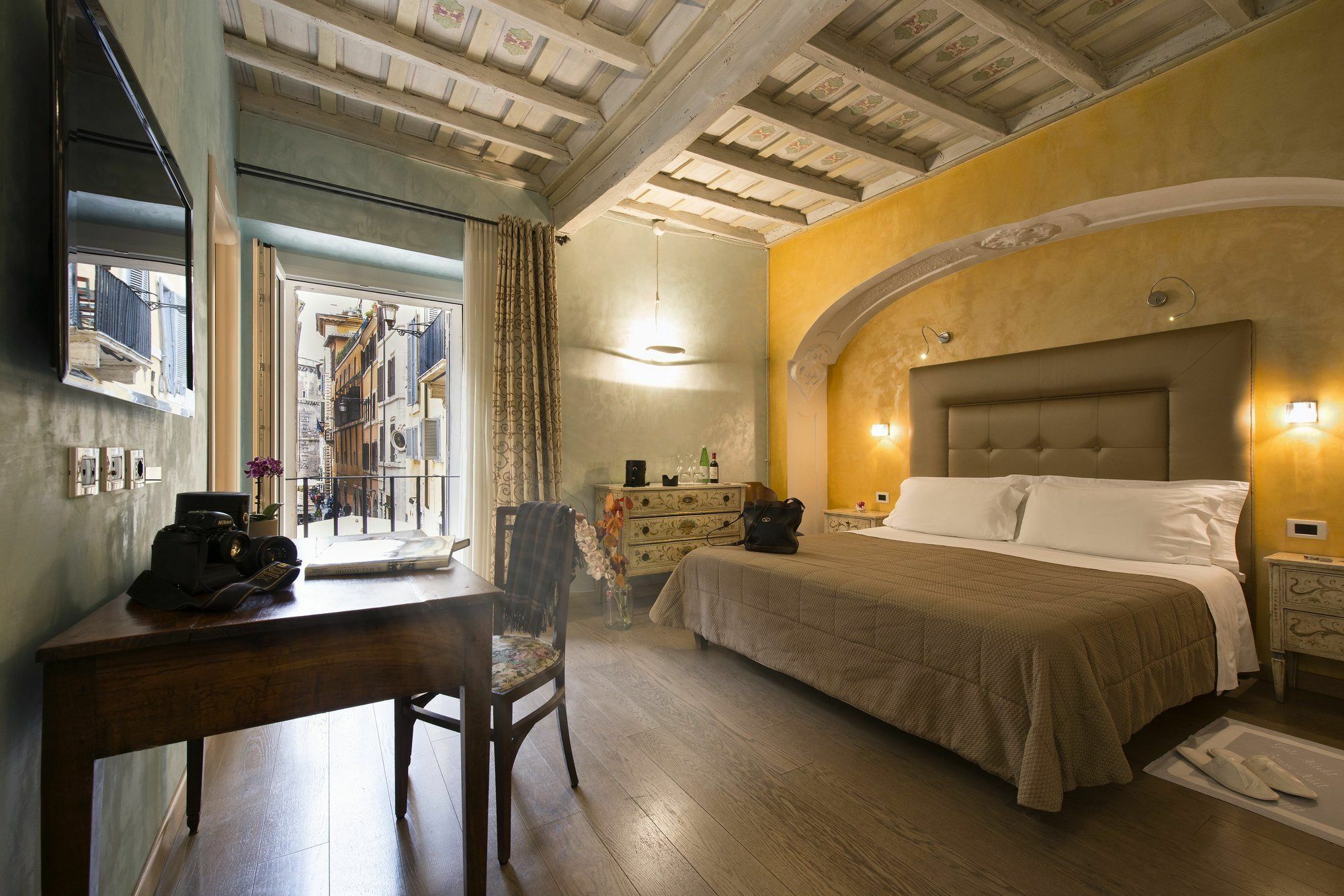 Relais Maddalena Hotel Rome Exterior photo